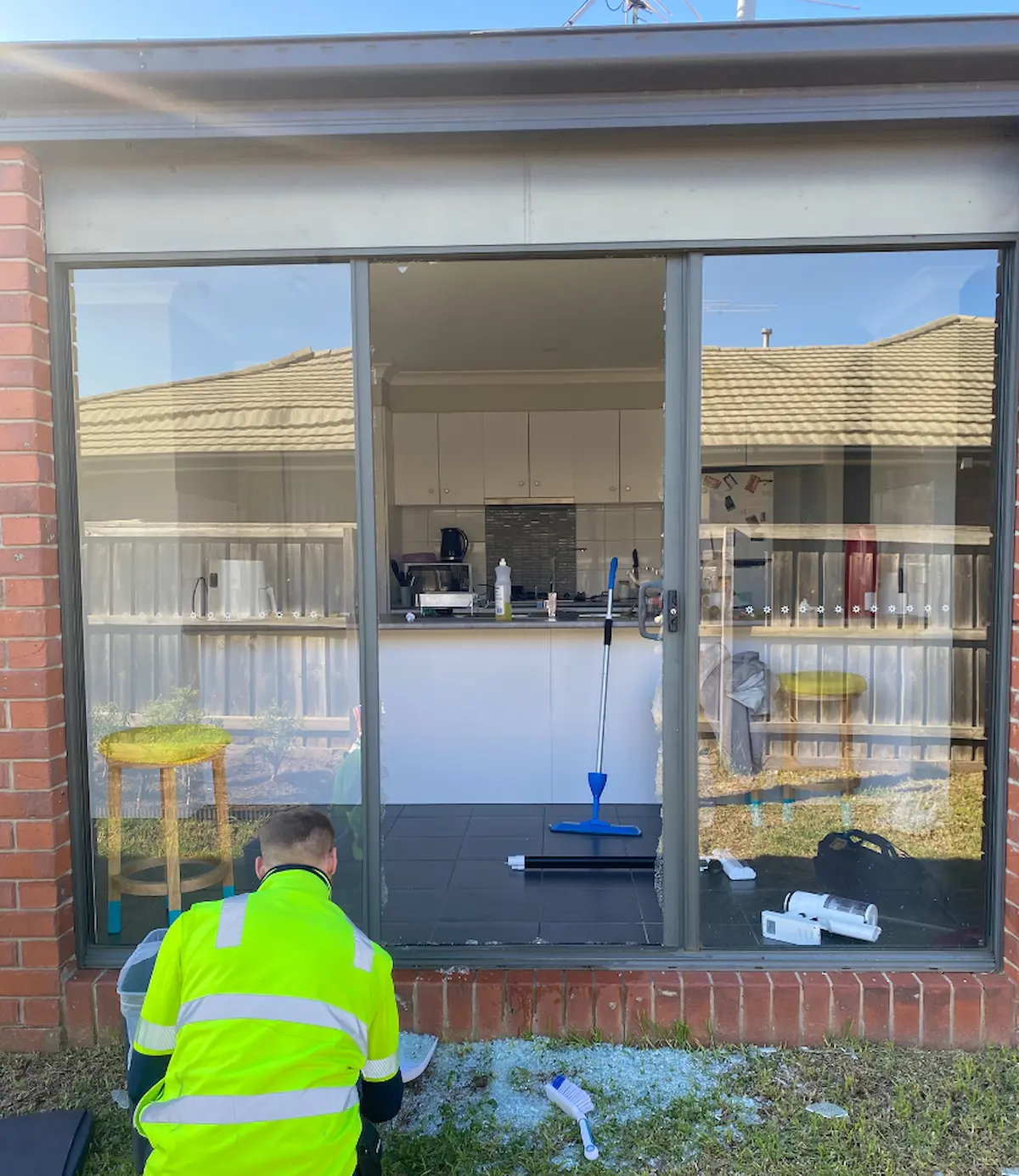 Expert residential glass replacement for a broken window in Hoppers Crossing, compliant with AS1288 standards.