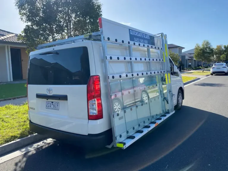 Residential and commercial window glass replacement in Caroline Springs and Deanside by local glazier QuickSafe